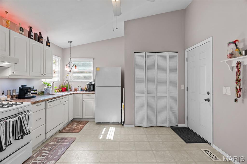 1437 Castle Mill Drive