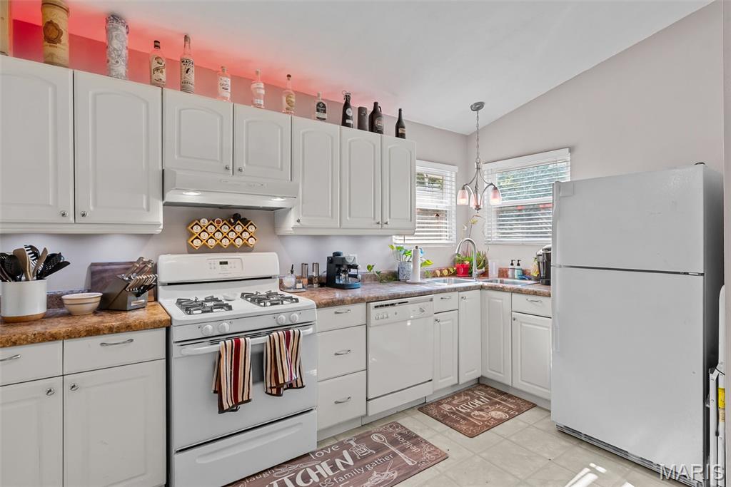 1437 Castle Mill Drive