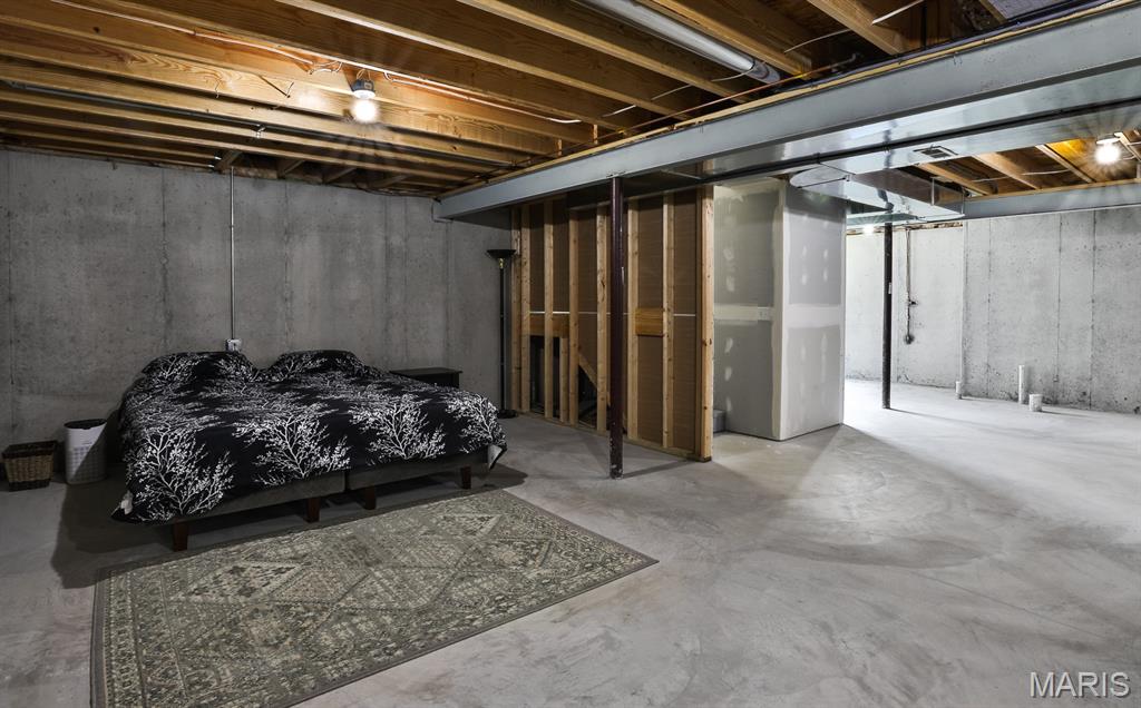 3375 Amber Heights Lane