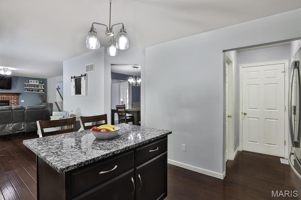 3375 Amber Heights Lane