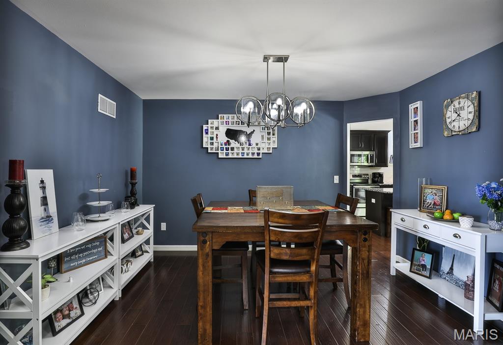 3375 Amber Heights Lane