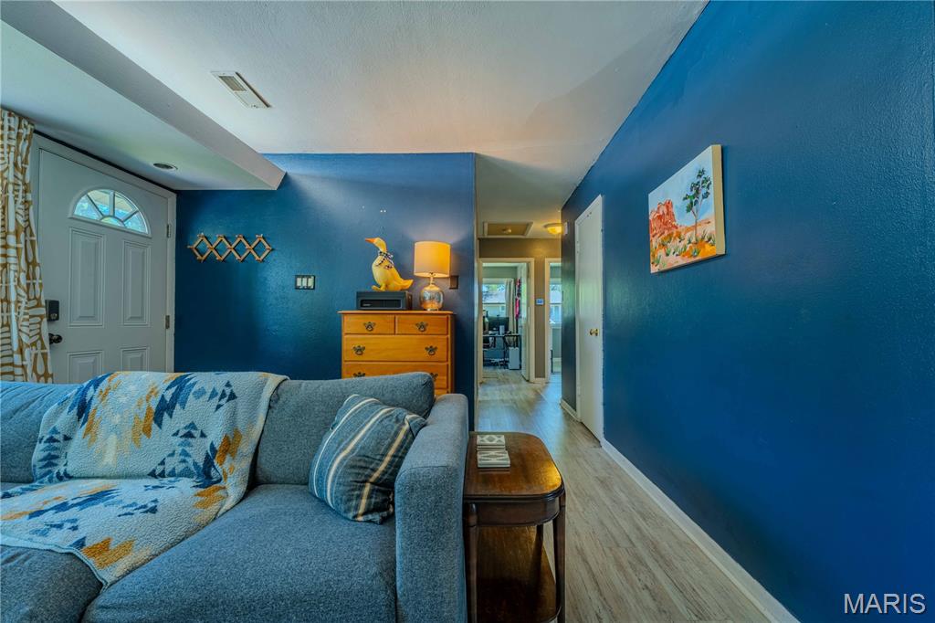 8120 S Laclede Station Road