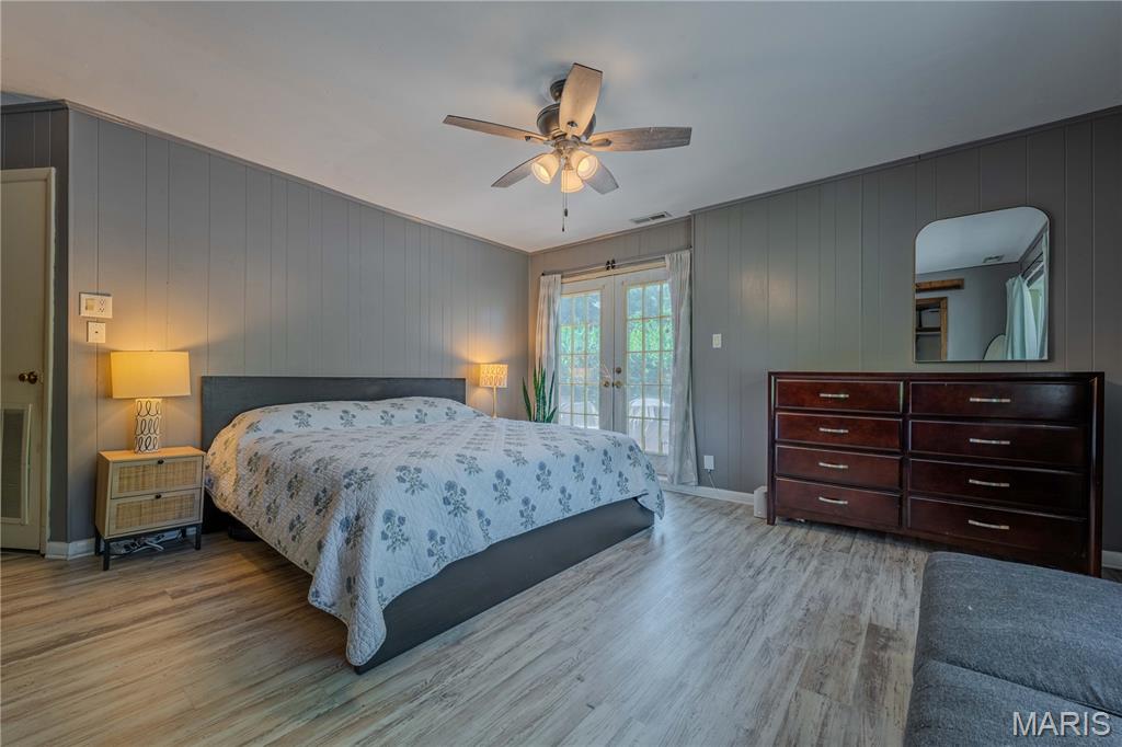 8120 S Laclede Station Road