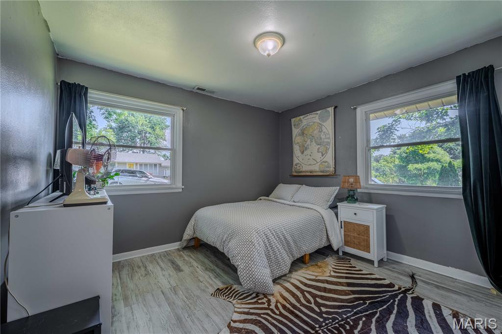 8120 S Laclede Station Road