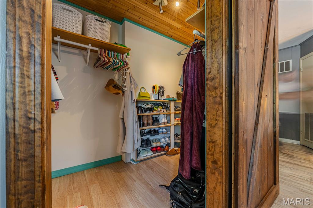 8120 S Laclede Station Road