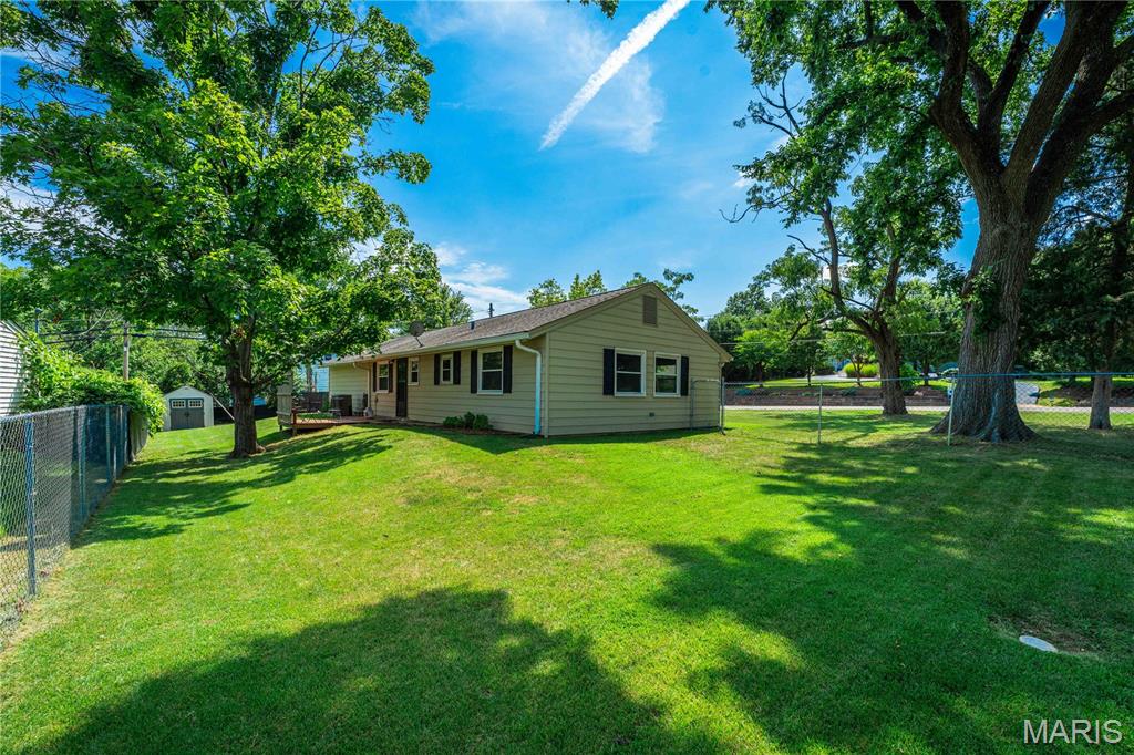 8120 S Laclede Station Road