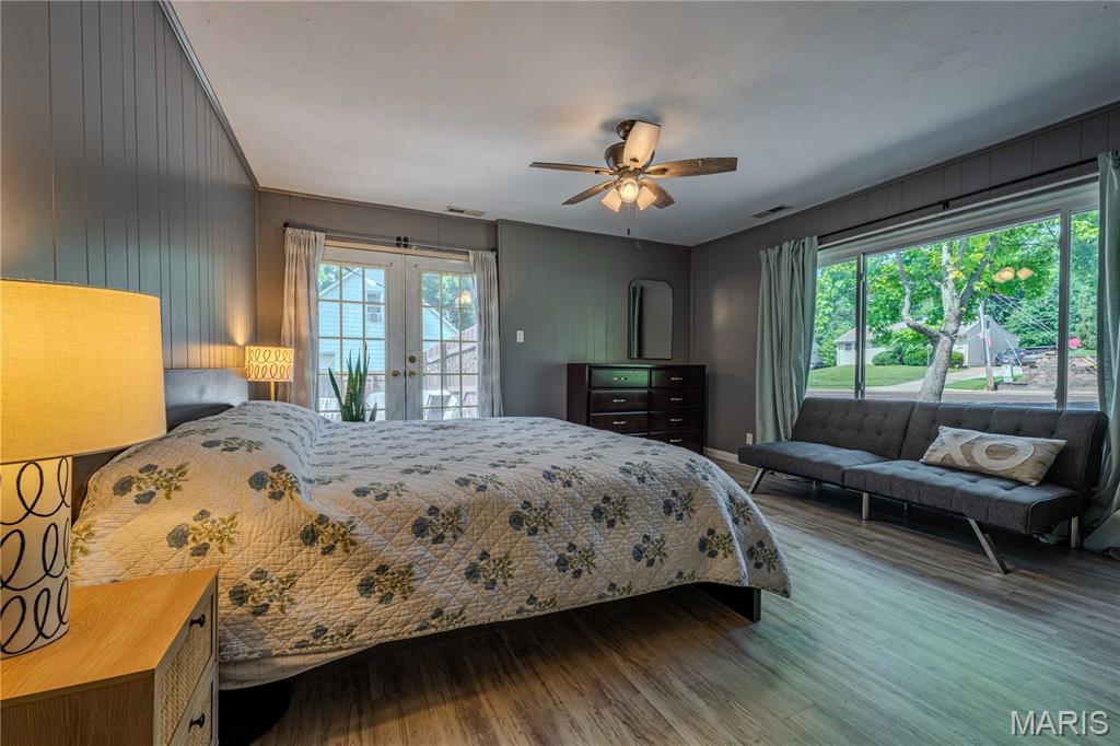 8120 S Laclede Station Road