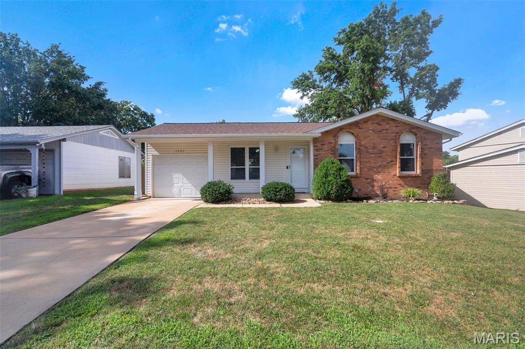 1223 Kings Trail Lane