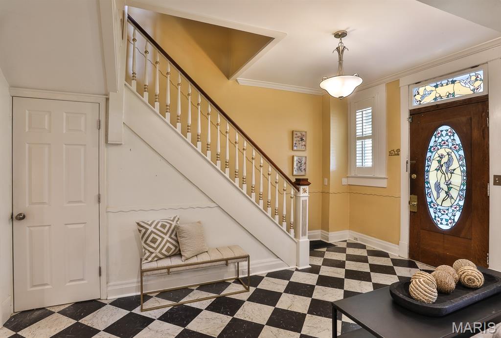 1425 Silverton Place