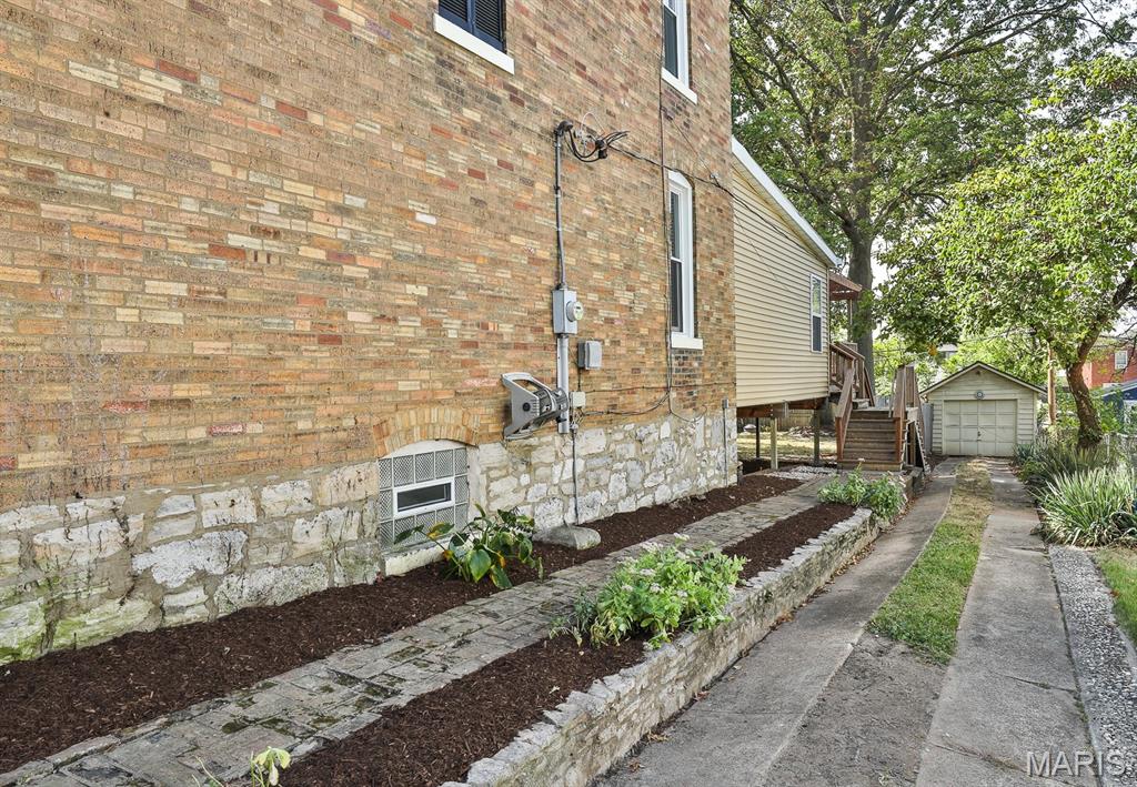 1425 Silverton Place