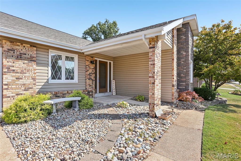 2527 Cripple Creek Drive