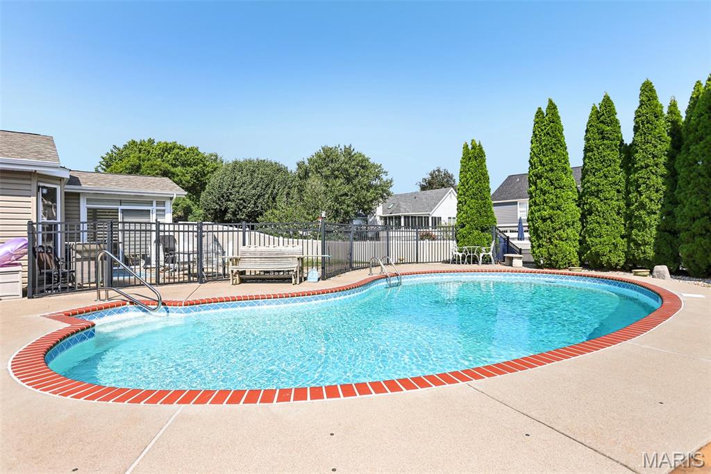 2527 Cripple Creek Drive