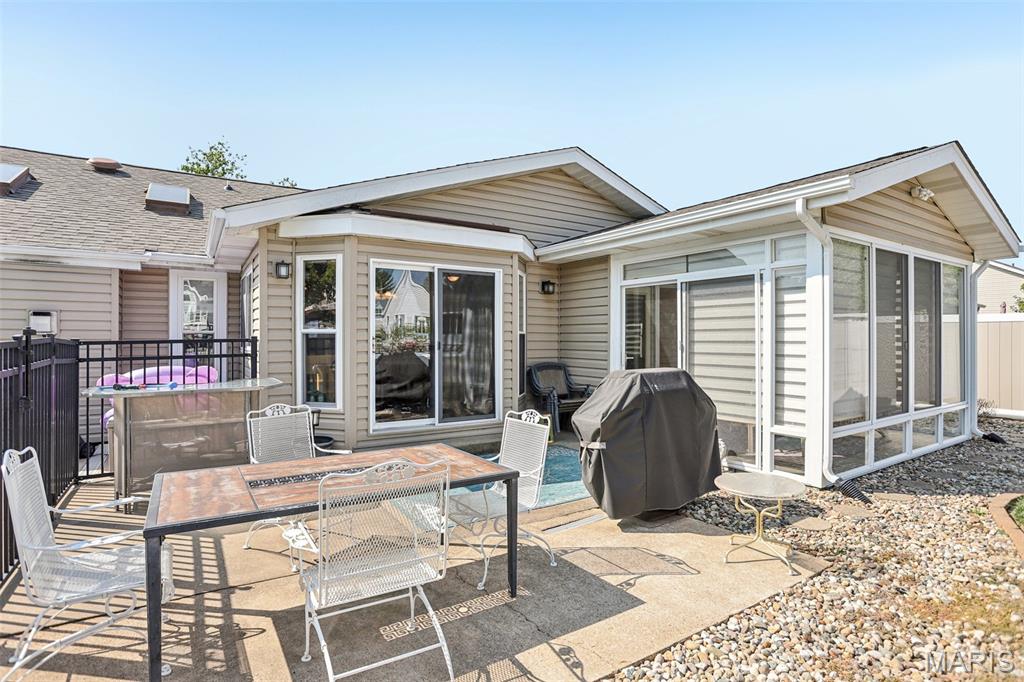 2527 Cripple Creek Drive