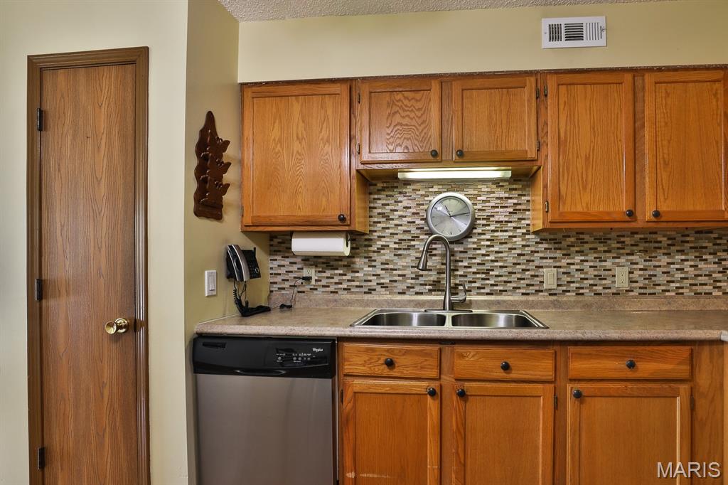 9209 Bent Pine Court Unit: H