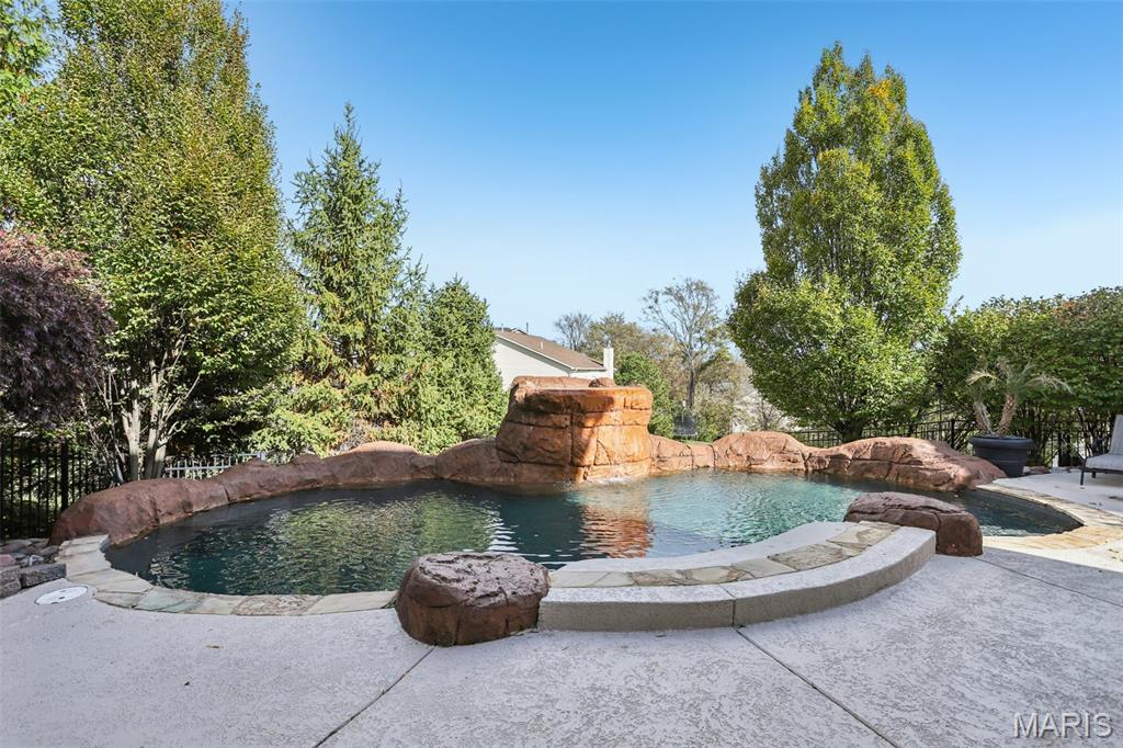 1281 Hawkins Bend Court