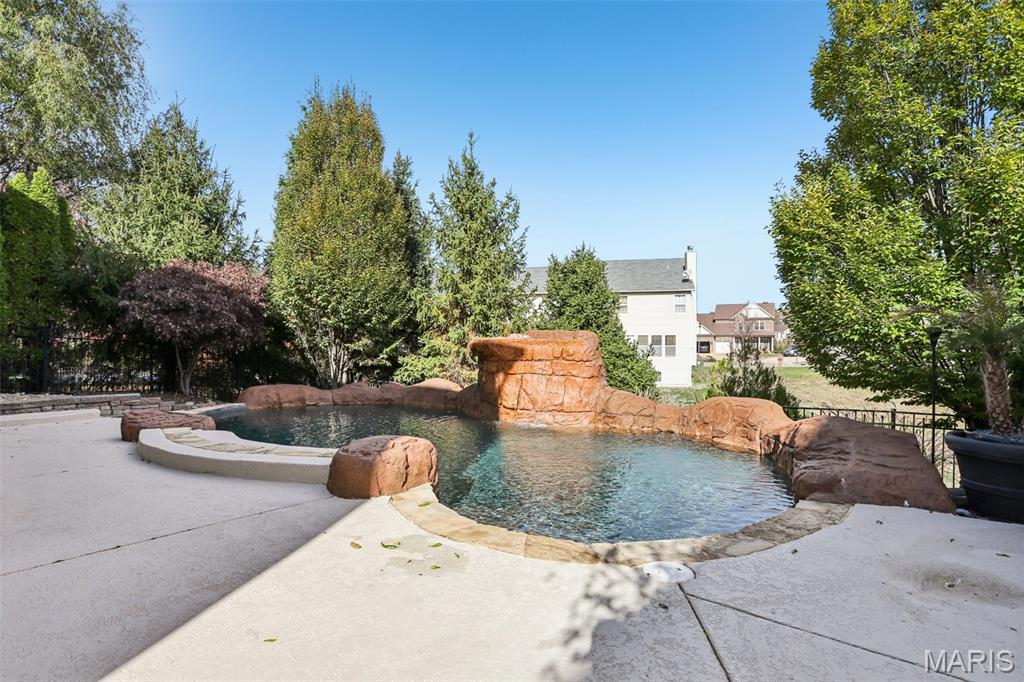 1281 Hawkins Bend Court