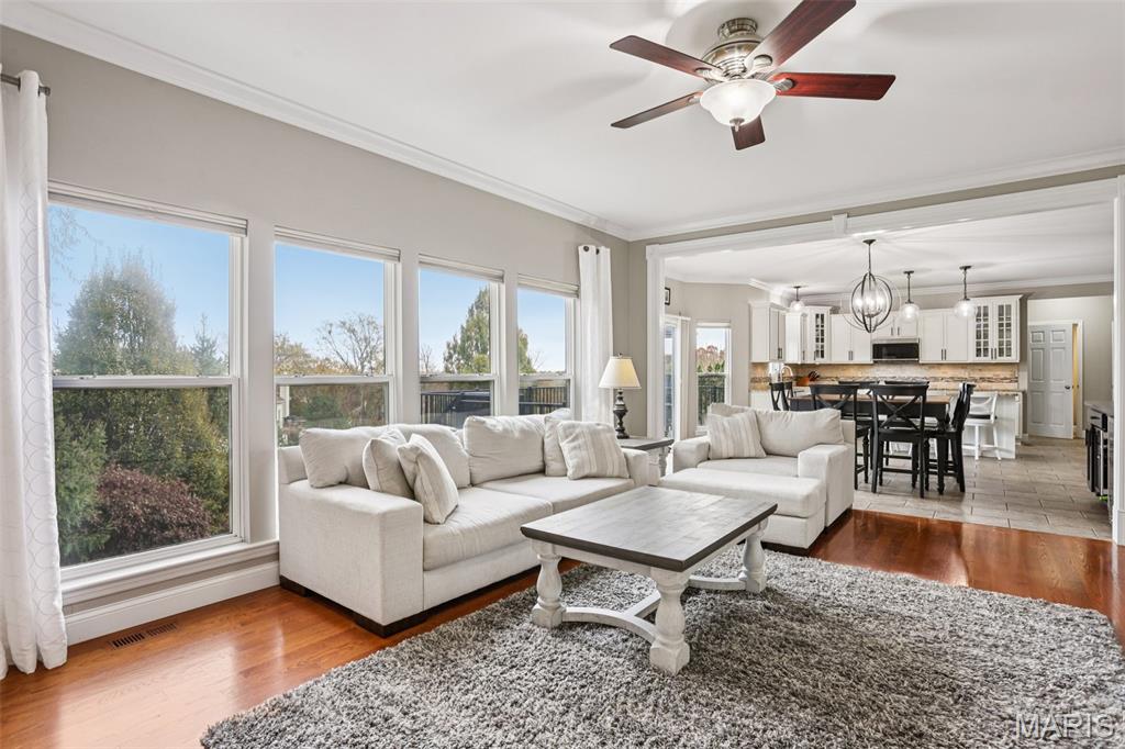 1281 Hawkins Bend Court