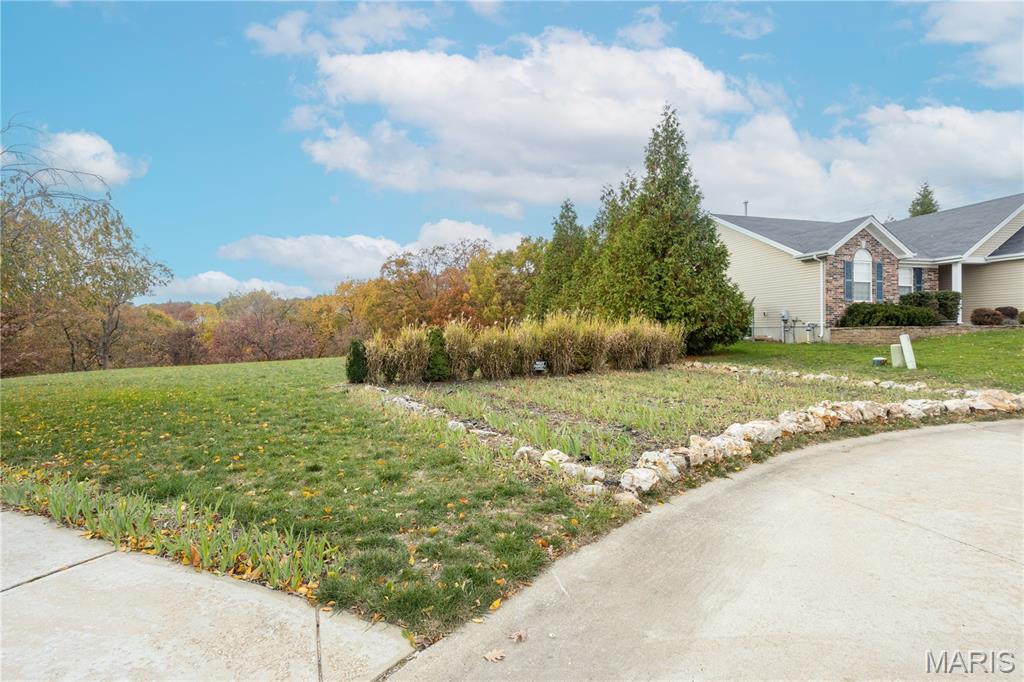 11 Fox Trotter Court