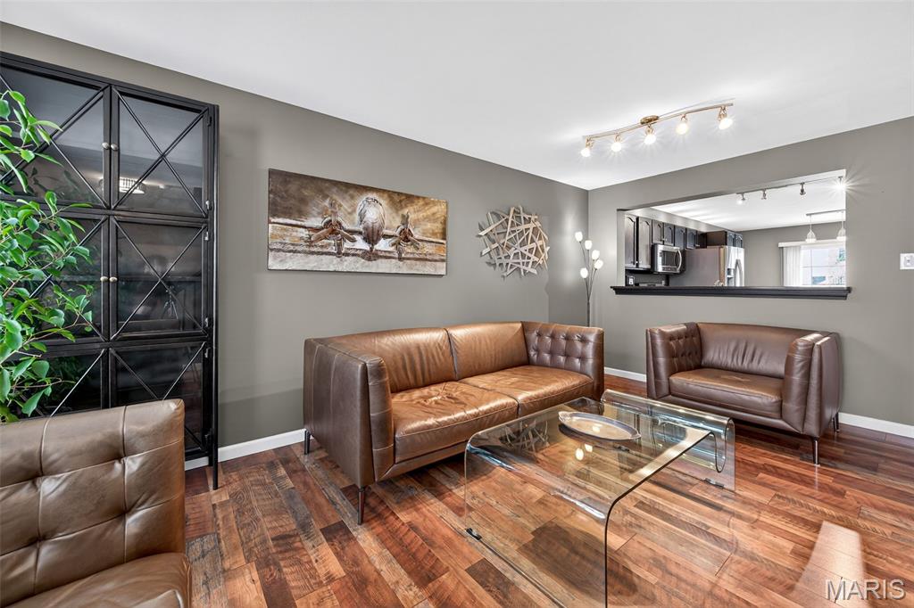 410 Summit Tree Court