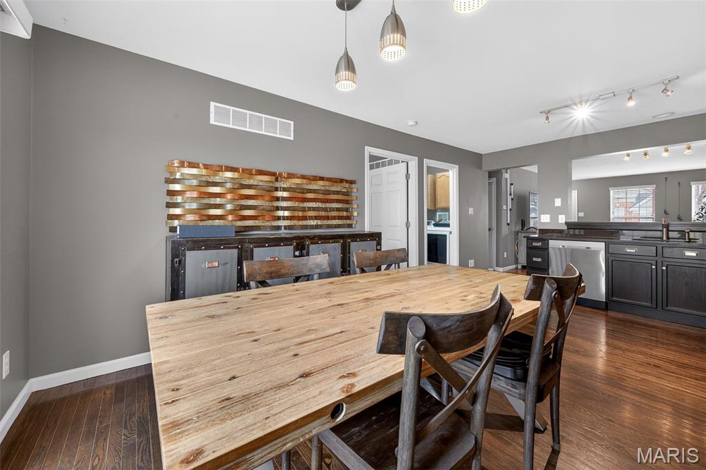 410 Summit Tree Court