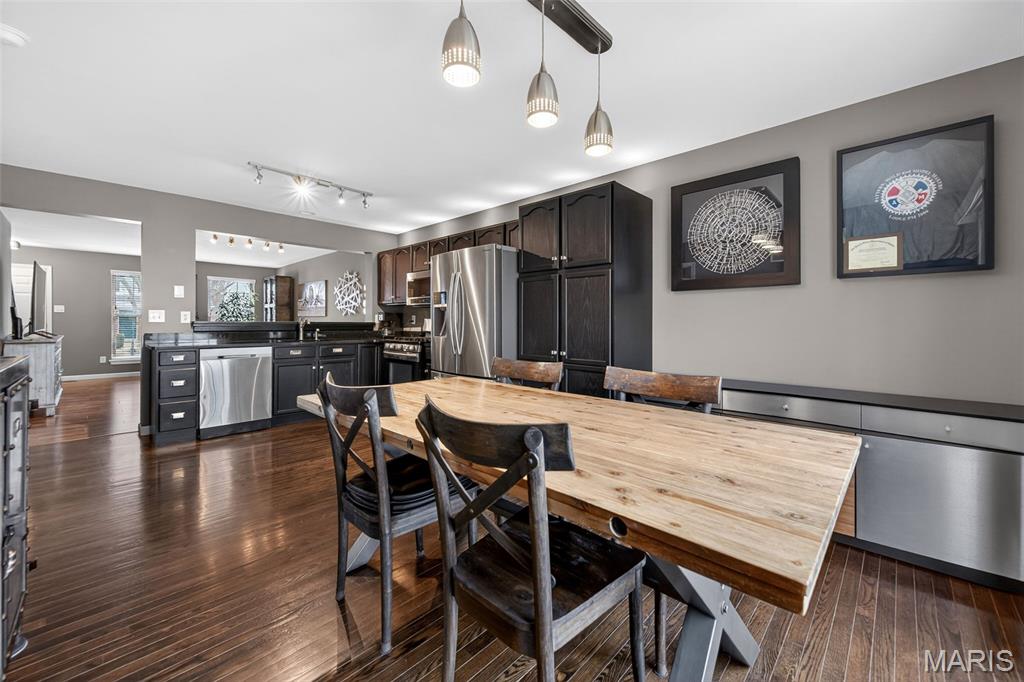 410 Summit Tree Court