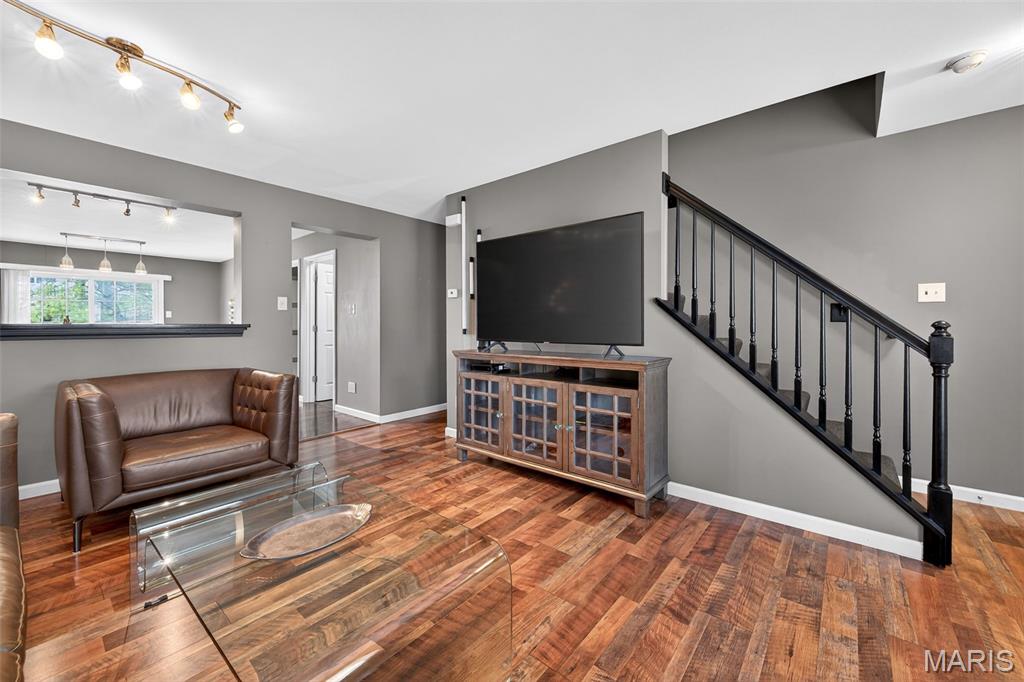 410 Summit Tree Court