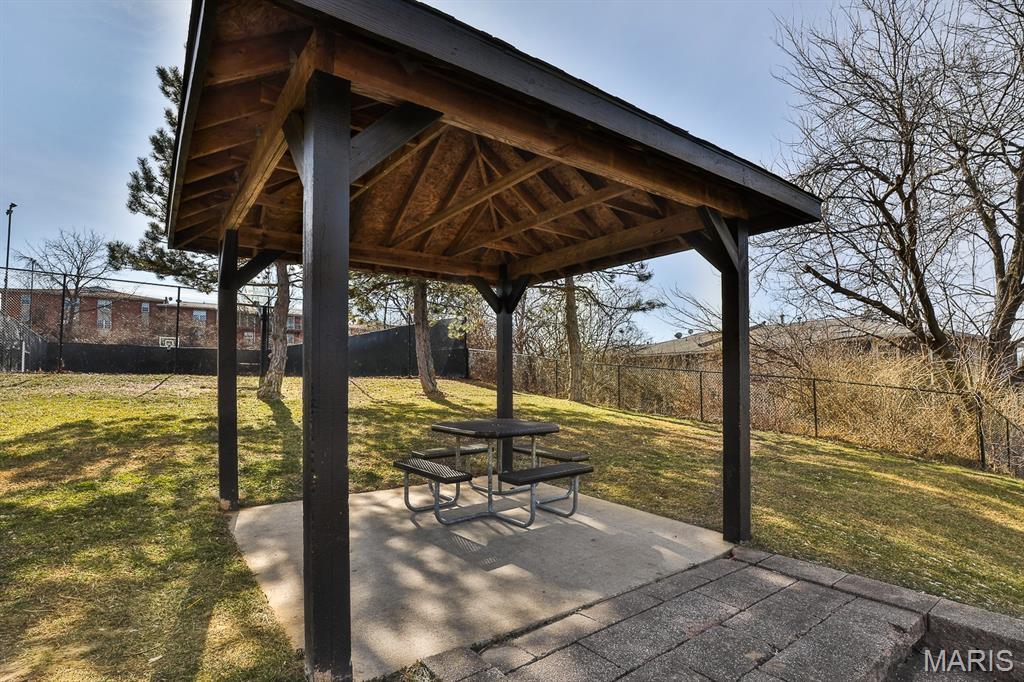 10379 Forest Brook Lane Unit: G