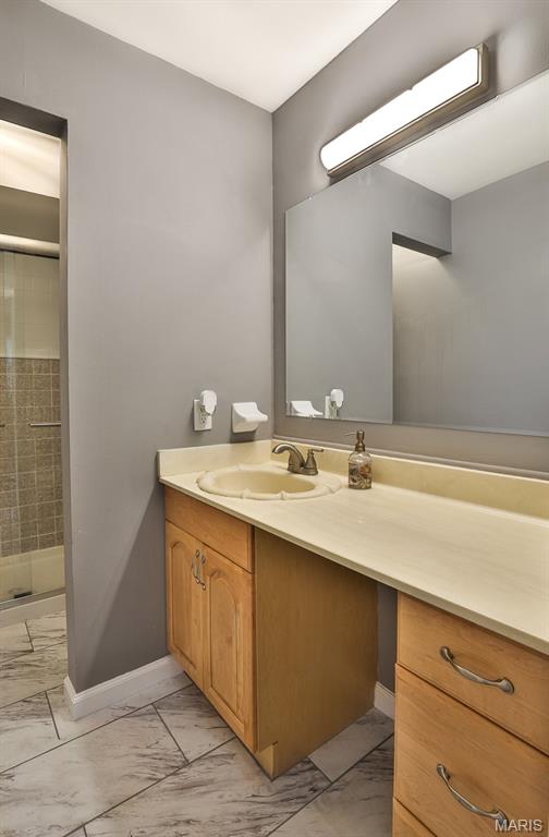 10379 Forest Brook Lane Unit: G