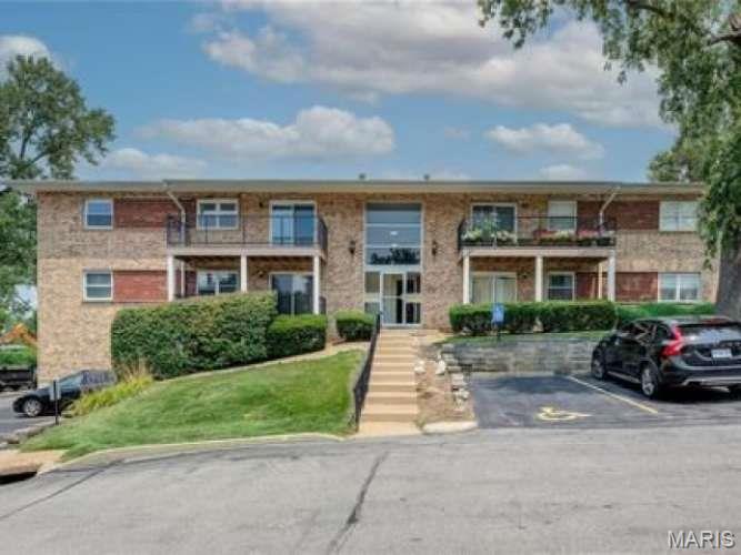 10395 Forest Brook Lane