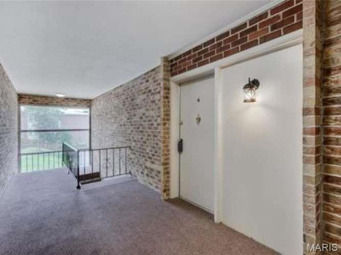 10395 Forest Brook Lane