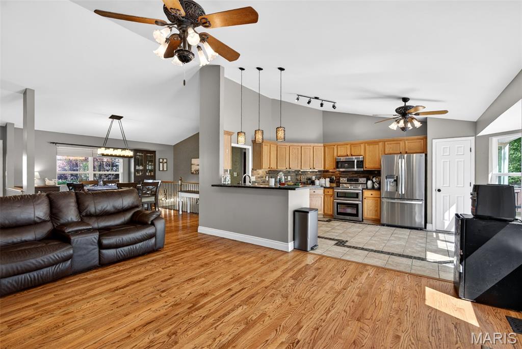 1259 Rockwood Forest Drive