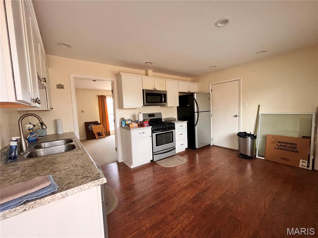 4208 Massabielle Drive