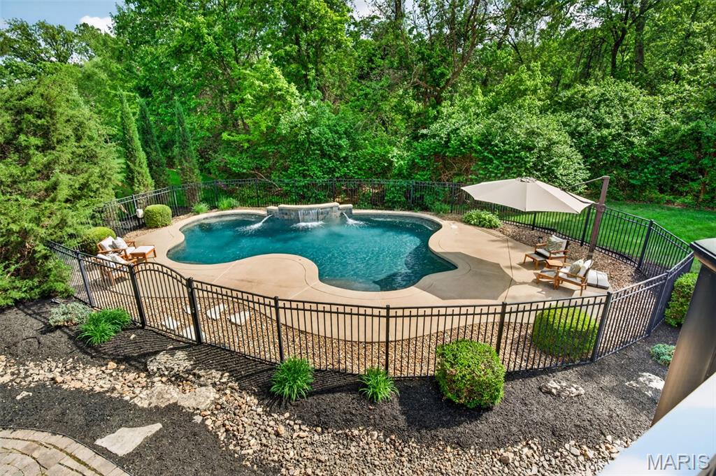 2398 Spring Mill Woods