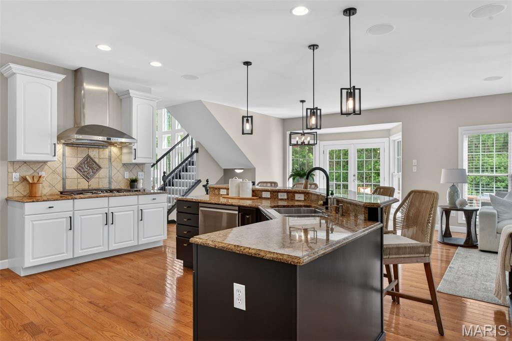 2398 Spring Mill Woods