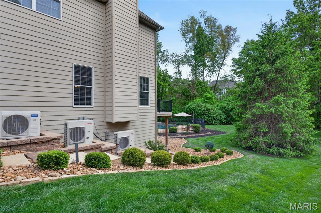 2398 Spring Mill Woods