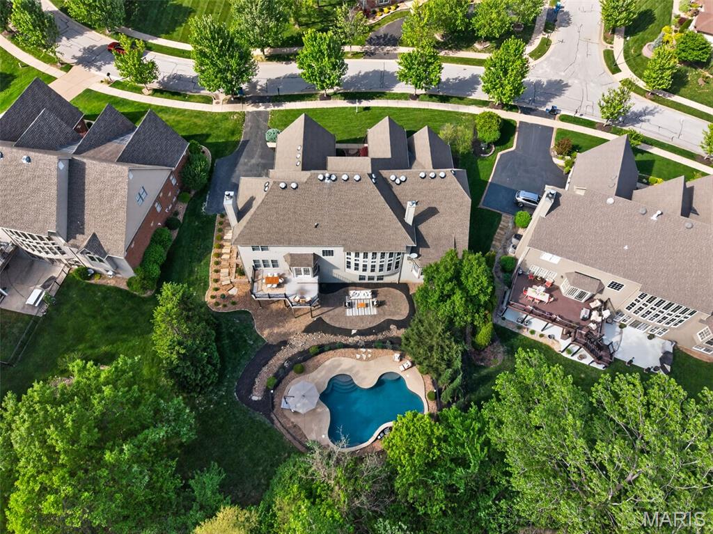 2398 Spring Mill Woods
