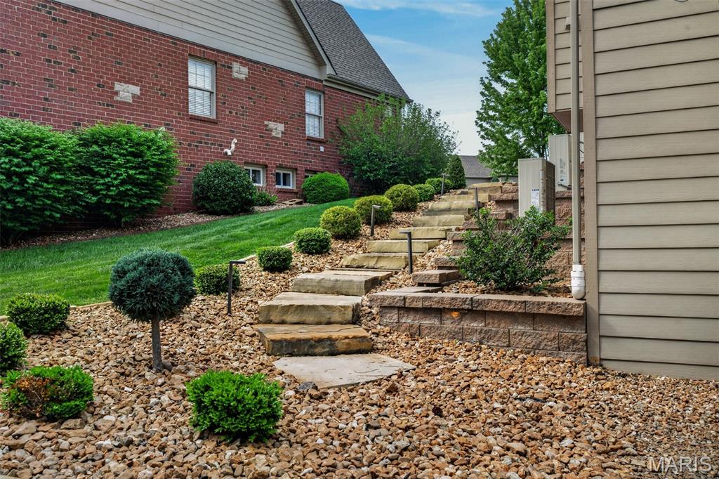 2398 Spring Mill Woods