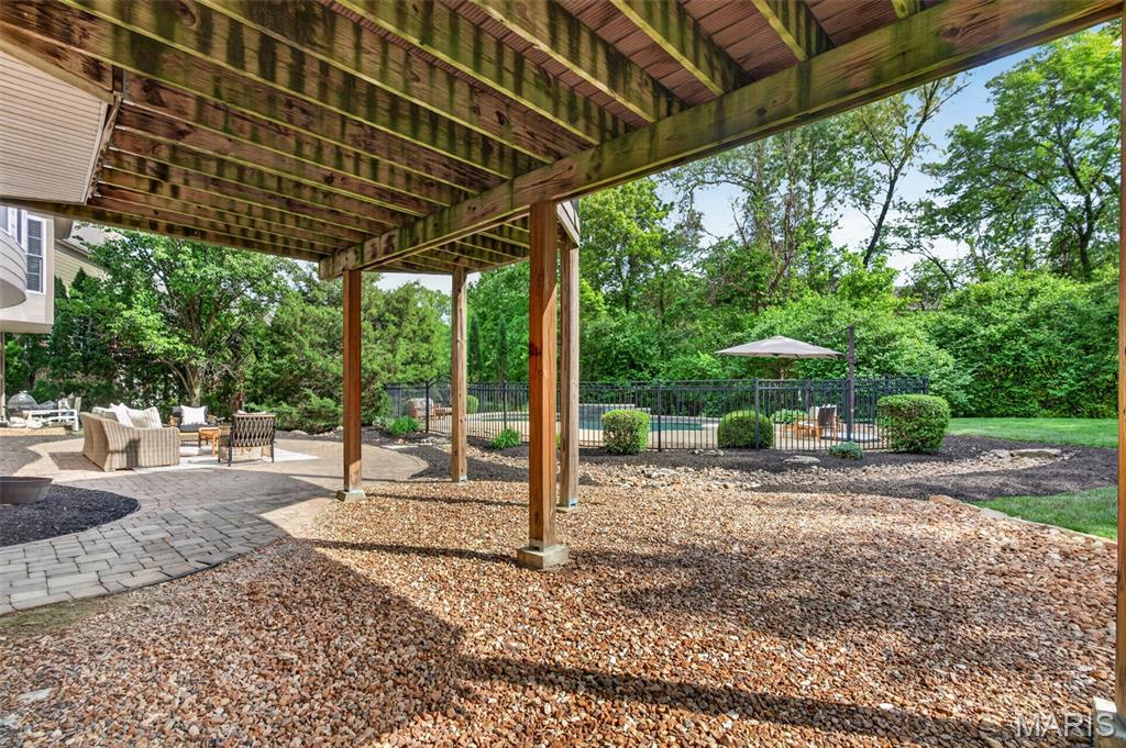 2398 Spring Mill Woods