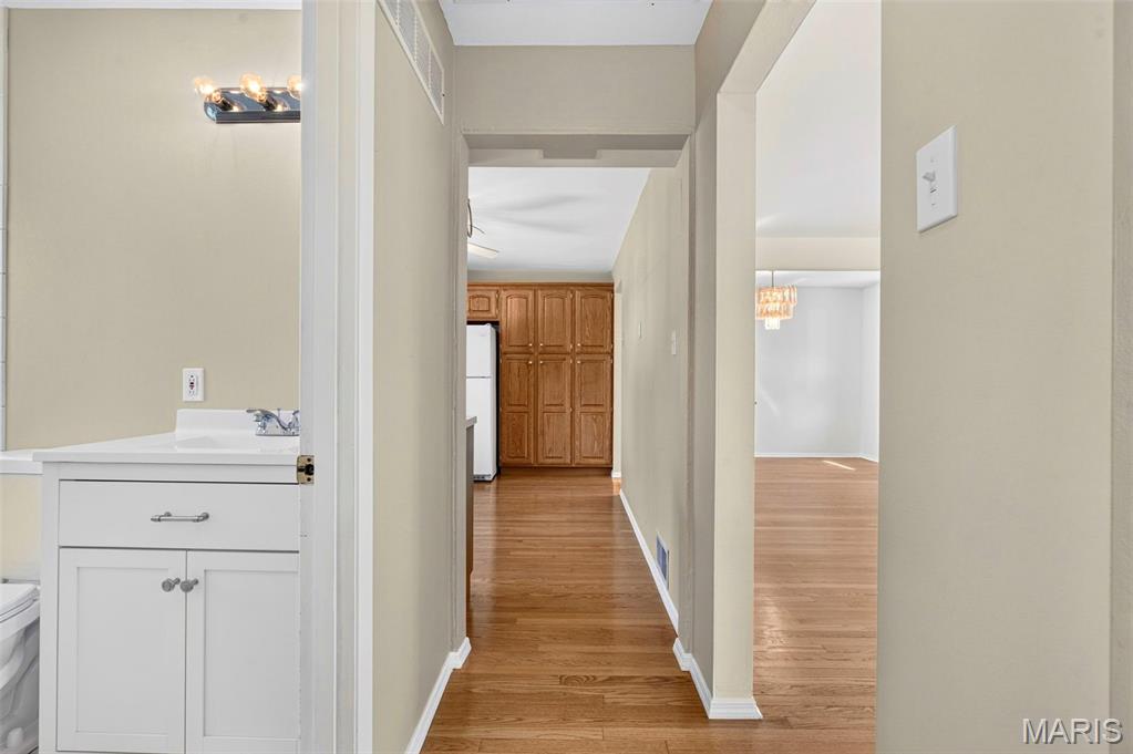 9835 Ione Lane