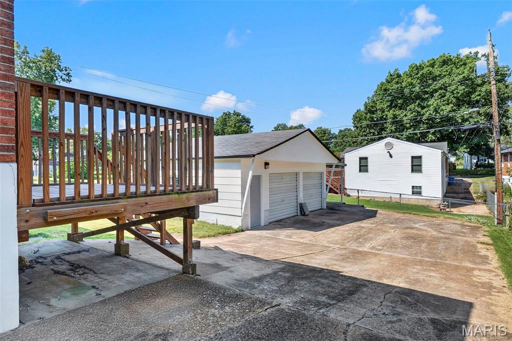 9835 Ione Lane