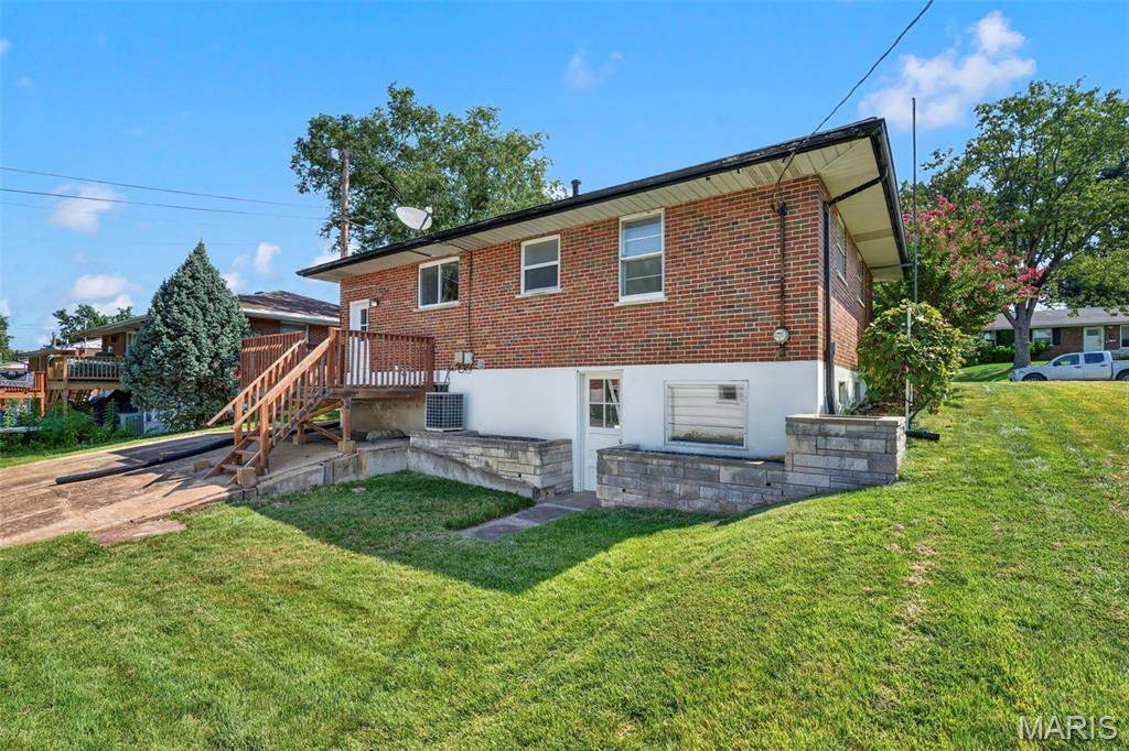 9835 Ione Lane