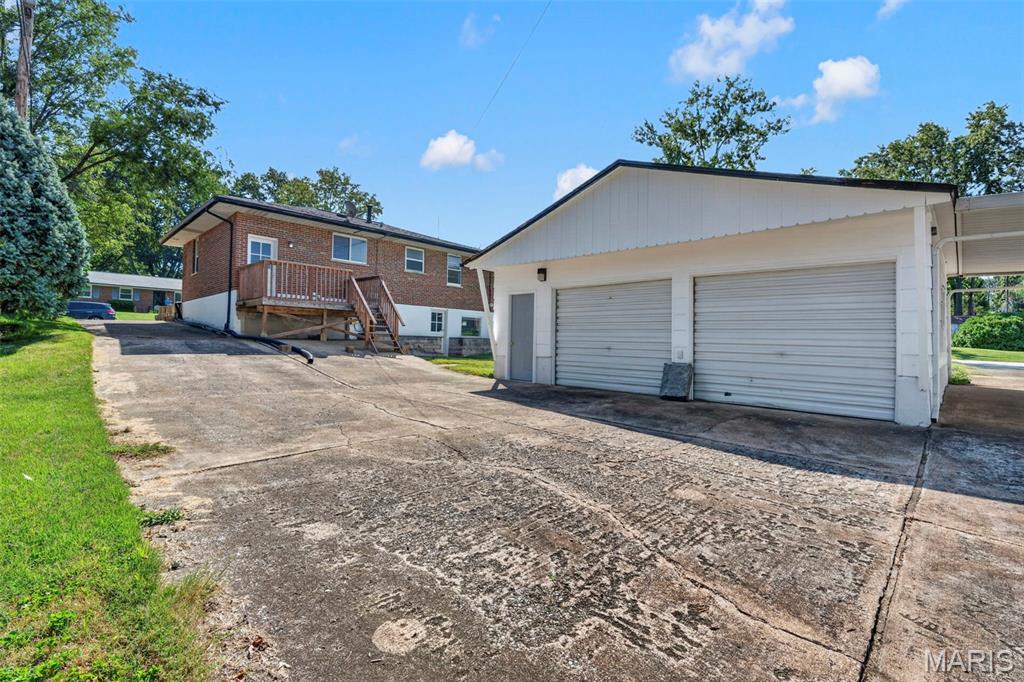 9835 Ione Lane