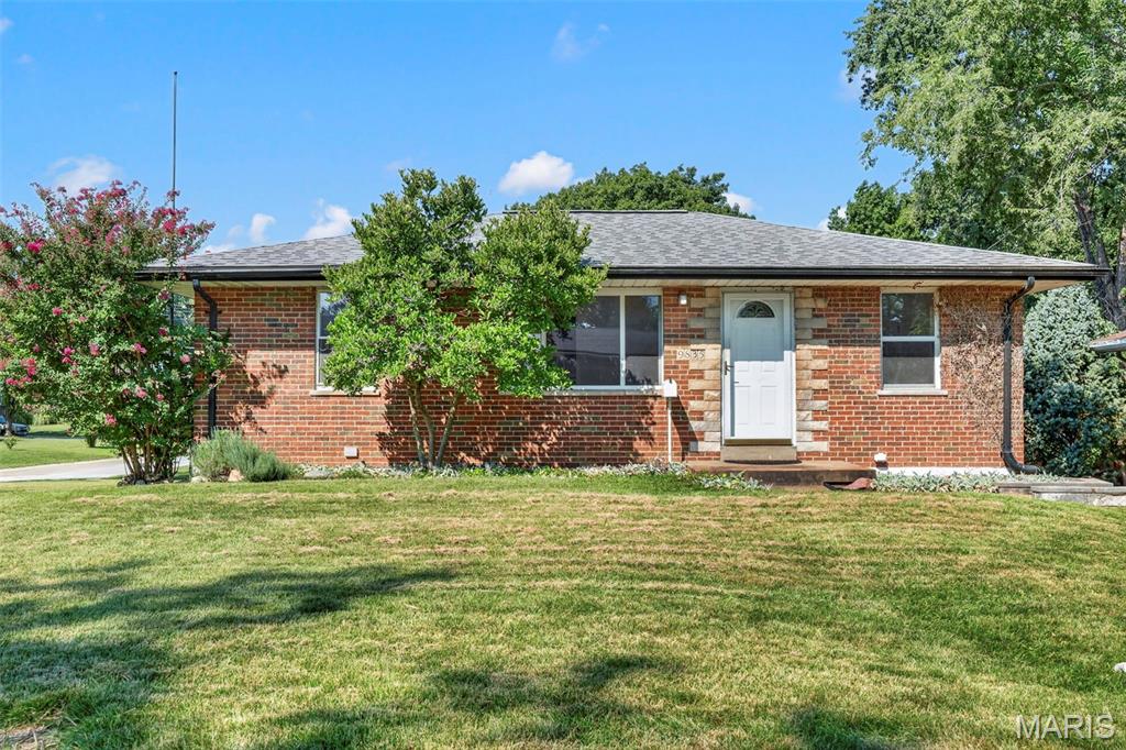 9835 Ione Lane