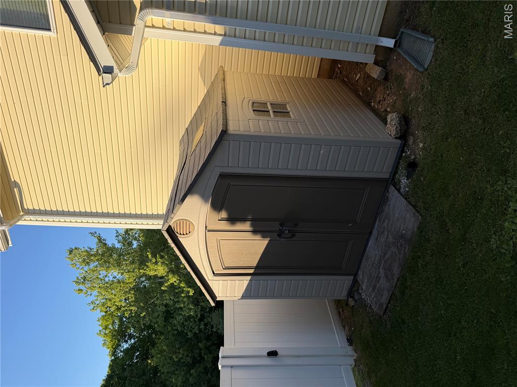 3089 Valley Oaks Drive