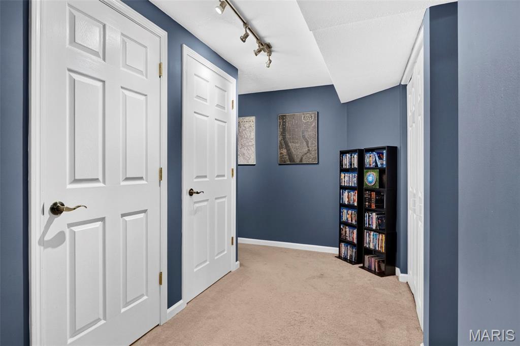 404 Silver Maple Court