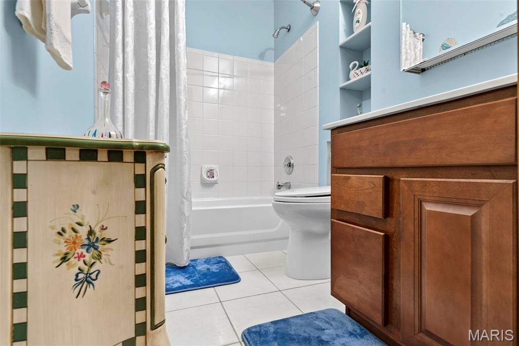 16559 Victoria Crossing Drive Unit: A