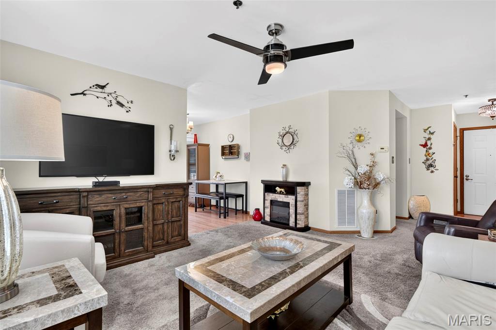 16559 Victoria Crossing Drive Unit: A