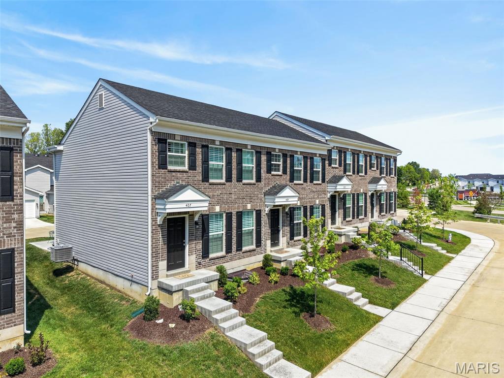 405 Sunset Hollow Drive