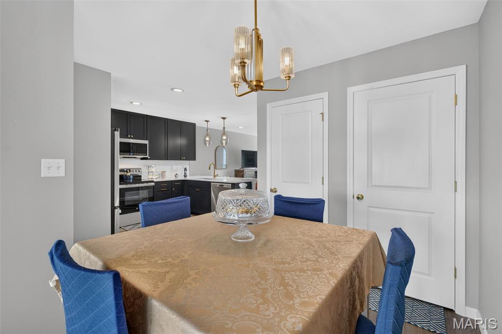 405 Sunset Hollow Drive