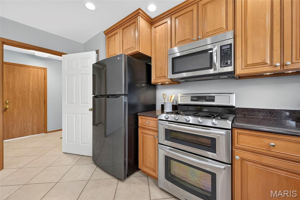 1122 Majestic Drive